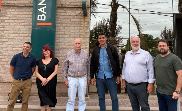 Colonia Tirolesa logró un acuerdo que evitó el retiro de los cajeros automáticos