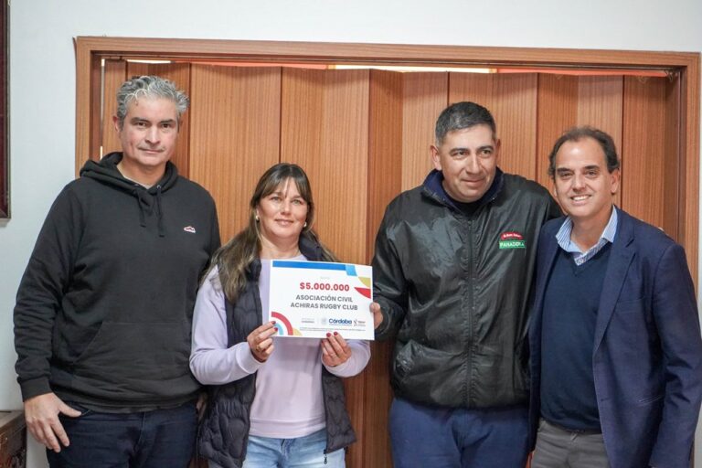 Clubes y entidades sociales recibieron apoyo económico provincial