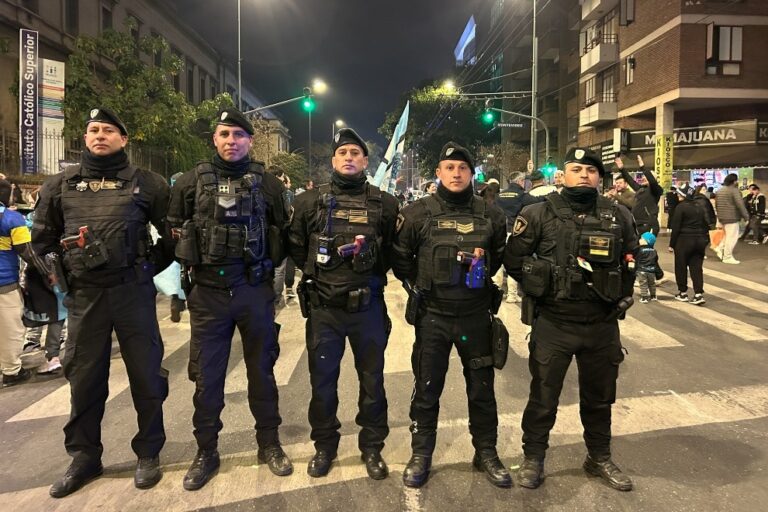La Policía de Córdoba dispuso un operativo de seguridad especial para la final del mundial